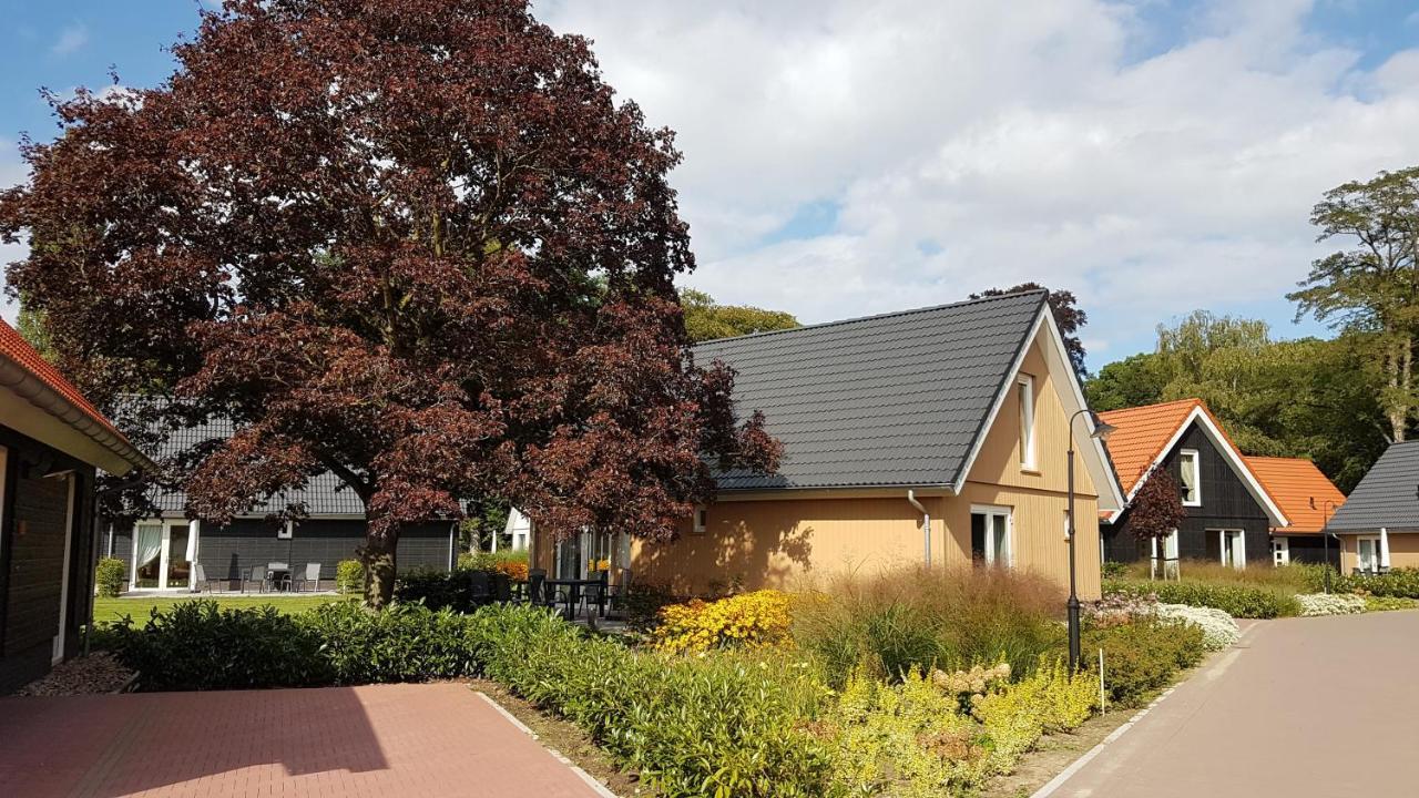 Villapark Ehzerburg Алмен Екстериор снимка